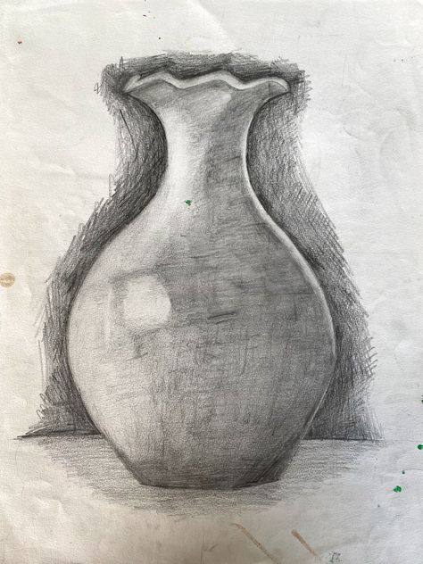 Still Life Pencil Shading Sketch, Shading Drawing Sketches Artworks, Vase Drawing Pencil, Draw Sea Animals, Still Life Pencil Shading, Vase Sketch, Vase Drawing, Draw Sea, Value Drawing