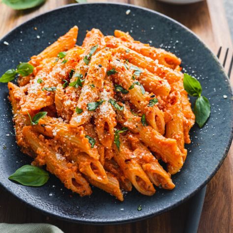 Vegan Tomato Cream Pasta - Veganese Tokyo Cream Pasta, Vegan Parmesan Cheese, Silken Tofu, Parmesan Pasta, Pasta Pasta, 15 Minute Meals, Vegan Parmesan, Vegetable Puree, Super Rich