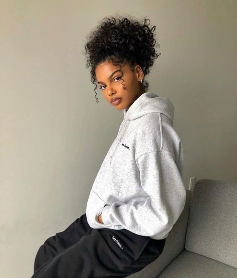 A Woman, Sweatpants, Hair, White, Instagram, Black, Tracksuit Bottoms