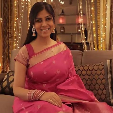 Sakshi Tanwar, Shweta Tiwari, Kerala Saree, Red Saree, Silk Sarees, Saree, Actresses, Beauty, Quick Saves