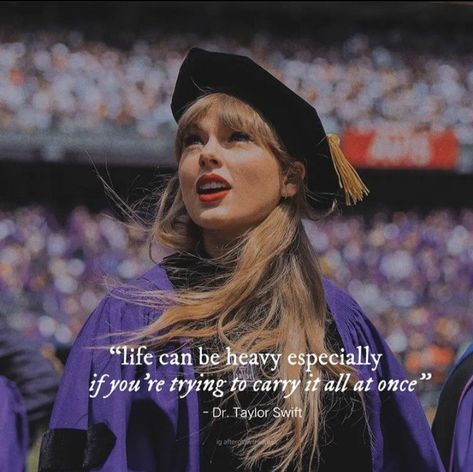 Taylor Swift Nyu Graduation, Graduation Taylor Swift, Taylor Swift Nyu, Swiftie Quotes, Nyu Graduation, Taylor Aesthetic, Movie Quotes Inspirational, Taylor Swift Lyric Quotes, Grad Quotes