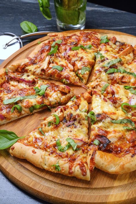 BBQ Chicken Pizza Recipe Honey Barbeque Sauce, Bbq Chicken Pizza Recipe, Cheese Quesadilla Recipe, Chicken Pizza Recipe, Make Bbq Sauce, Easy Bbq Chicken, Chicken Pizza Recipes, Honey Bbq Sauce, Pre Cooked Chicken