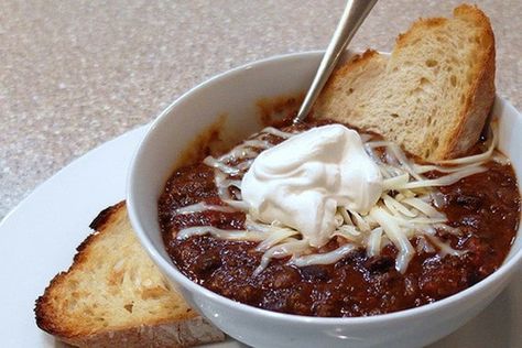 Holy Mole Chili for our Sunday Supper Mole Chili Recipe, Mole Chili, Homemade Chile, Mole Day, Butterscotch Recipes, Mole Sauce, Coffee Party, Chili Soup, Sunday Suppers