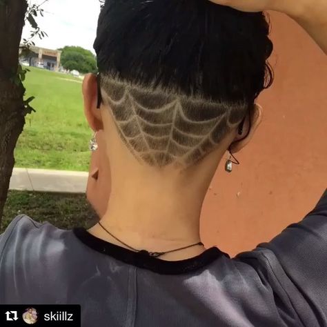 Spider Web Buzzcut Dye, Buzzcut Dyed Hair Spiderweb, Spider Web Shaved Head, Spiderweb Side Shave, Spider Web Hoodie, Undercut Design, Hair Tattoo Designs, Undercut Hair Designs, Undercut Hairstyles Women