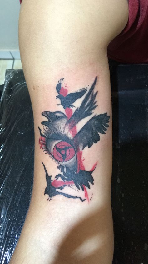 Trash polka crow tattoo Tattoo Chart, Bleach Tattoo, Rabe Tattoo, Trash Polka Tattoo Designs, Panda Tattoo, Mark Tattoo, Naruto Tattoo, Crow Tattoo, Trash Polka Tattoo