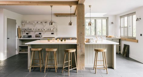 The Henley on Thames Kitchen | deVOL Kitchens Simple Furniture Design, Shaker Style Kitchen Cabinets, Modern Traditional Style, Devol Kitchens, Shaker Style Kitchens, English Kitchens, Kitchen Cabinet Styles, Emily Henderson, Simple Furniture