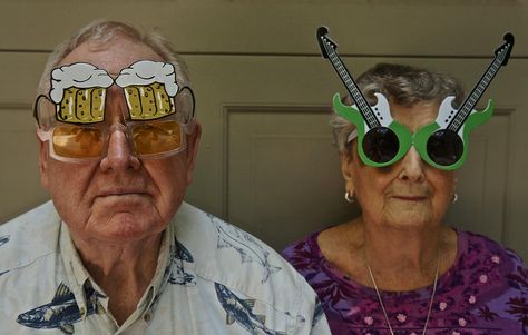 Portrait of an Older Couple Wearing Goofy Glasses | Flickr - Photo Sharing! Goofy Couples, Older Couple, Funny Old People, Old Couples, 사진 촬영 포즈, Couple Selfies, Sweet Quotes, After Life, Funny Couples