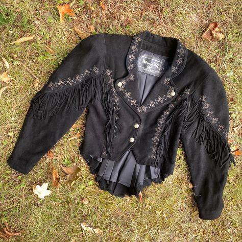 Cowboy Fringe Jacket, Cowboy Jacket Aesthetic, Black Western Jacket, Cowboy Tassel Jacket, Cowboy Jacket Outfit, Vampire Cowboy, Fringe Jacket Outfit, Black Suede Fringe Jacket, Western Goth