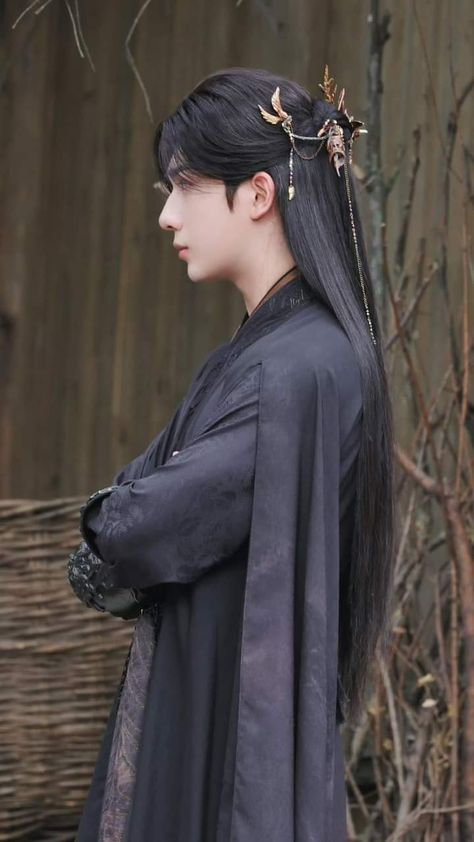 Black Hanfu, Hanfu Boy, Li Hongyi, Li Hong Yi, Chinese Clothing, Asian Boys, Manhwa Manga, Hair Goals, Actors & Actresses