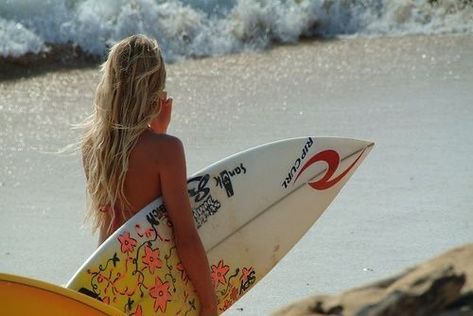 Messy Beach Hair, Surf Hair, Surfer Hair, Mavericks Surfing, Surf Vibes, Surf Lesson, Surf Life, Summer Dream, Surfs Up