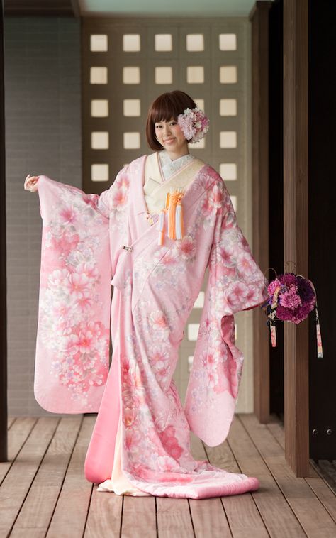 Pink Japanese Outfit, Japanese Pink Outfit, Cherry Blossom Aesthetic Outfit, Pink Kimono Outfit, Pink Yukata, Oiran Kimono, Fancy Kimono, Cherry Blossom Outfit, Cherry Blossom Kimono