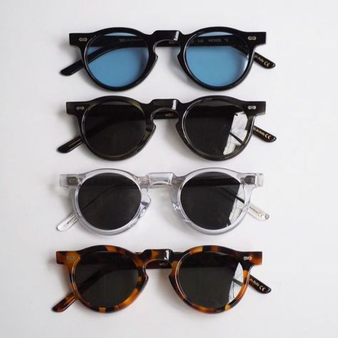 Sunglasses Aesthetic Male, Glasses Inspiration, Retro Eyeglasses, Mens Glasses Fashion, Transparent Frame, Sunglasses Mens, Indian Men Fashion, Trendy Glasses, Men Fashion Casual Shirts