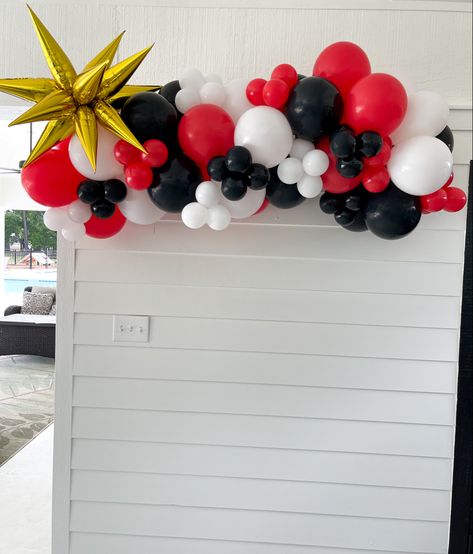 Race Balloon Arch, Red Black White Balloons Decoration, Racing Balloon Arch, Black Red And White Balloon Arch, Red White And Black Balloons, Balloon Arch Red Black White, Cars Birthday Party Decorations, Party Photo Backdrop, Baby Play Activities