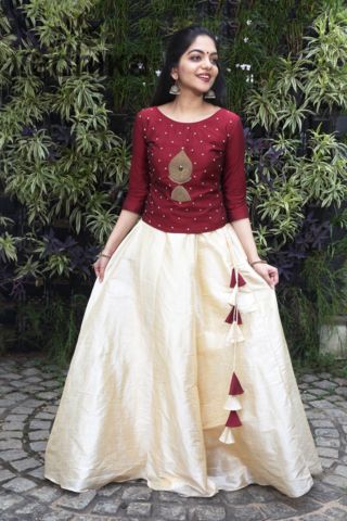 Long Skirt Top Designs, डिजाइनर कपड़े, Long Skirt And Top, Long Blouse Designs, Lehenga Saree Design, Choli Dress, Long Gown Design, Long Skirt Outfits, Half Saree Designs