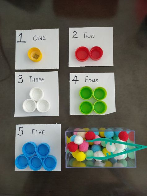 Color Matching + Counting Activity for Kids    Today i am going to share this simple counting and matching activity that most kids will enjoy. Oppgaver For Barn, Number Activity, Counting Activity, Preschool Colors, Aktiviti Kanak-kanak, Montessori Toddler Activities, Shapes Preschool, Senior Activities, Physical Environment