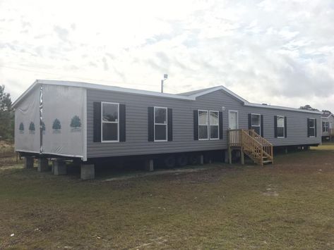 5 Bedroom | 3 Bathrooms | Mobile Home | Double Wide Trailer | Double Wide Mobile Home | My Dream Home | 🙏🏼🙌🏼❤️ | In Love 😍 | Trailer House Double Wide, Triple Wide Trailer Homes, Trailer Double Wide, Mobile Home On Land, Nice Trailer Homes, Cute Trailer Homes, Clayton Mobile Homes, Mobile Home Improvements, Double Wide Mobile Homes