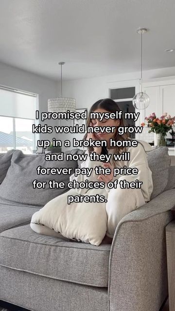 Divorced Parents Quotes Daughters, Divorced Parents Aesthetic, Having Divorced Parents, Divorced Parents Quotes, Divorce Parents, Parents Divorce, Divorce With Kids, Broken Home, Divorced Parents