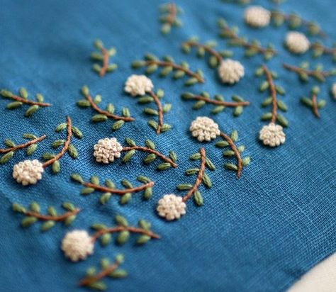 Embroidery Flowers With Beads, Embroidery On Blue Fabric, Hand Embroidery For Kurti, Blue Embroidery Flowers, Small Embroidery Designs, Embroidery Designs For Kurtis, Embroidery Video, Embroidery On Kurtis, Hand Embroidery Patterns Flowers