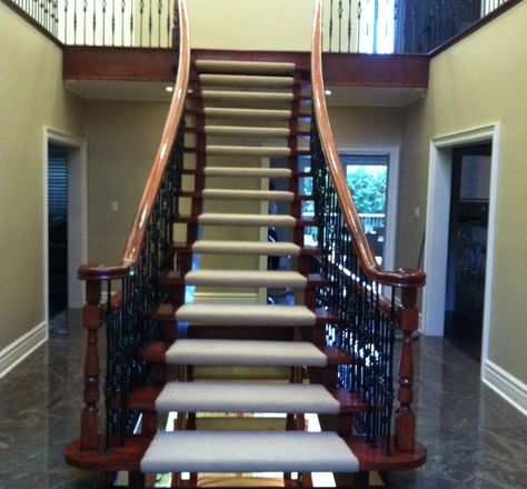 Carpet On Floating Stairs, Stairs With Runner, Carpet Runner On Stairs, Runner On Stairs, Stair Runner Ideas, Staircase Carpet, Deck Stair Lights, Staircase Runner, Neutral Carpet