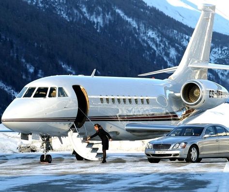 Jet For Sale! There are currently 25 Dassault Falcon 2000s on the market starting at $2.3 million. Interested? Contact a private jet acquisition specialist by filling out the form here: #JetsForSale #LibertyJet #FlyPrivate #DassaultFalcon2000 Lear Jet, Maybach Car, Tmax Yamaha, Bond Style, Jet Privé, Luxury Helicopter, Luxury Jets, Luxury Private Jets, Private Aircraft