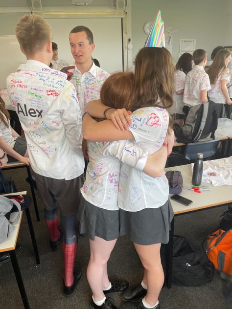 Year 11 Leavers, Leavers Day, Seniors 2025, Leavers Shirt, School Leavers, Alex G, Vision Board Manifestation, Friend Poses Photography, School Memories