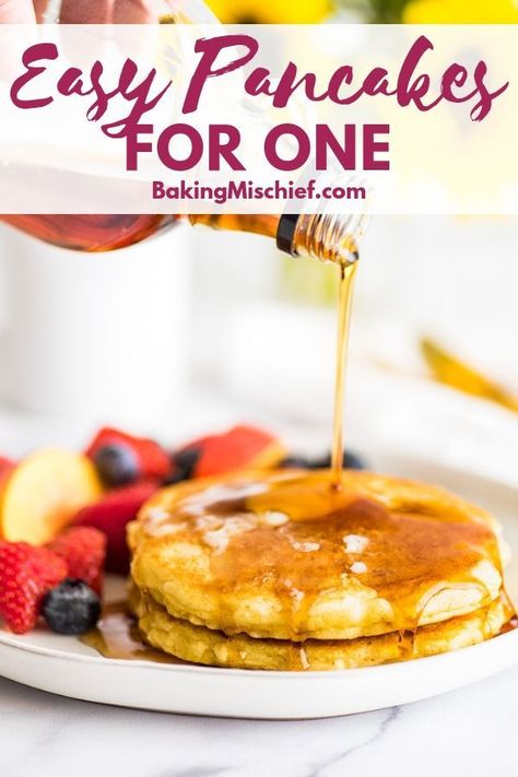 These Pancakes for One are SO good, a super easy breakfast, and perfectly portioned to make just two pancakes. | #breakfast | #recipeforone | #pancakes Chocolate Chip Pancakes For One, Almond Flour Pancakes For One, Single Serve Pancakes Healthy, Pancakes For 1 Person, 1 Serving Pancake Recipe, Single Serving Pancakes, Healthy Pancakes For One, Easy Pancakes For One, Easy Breakfast For One Person