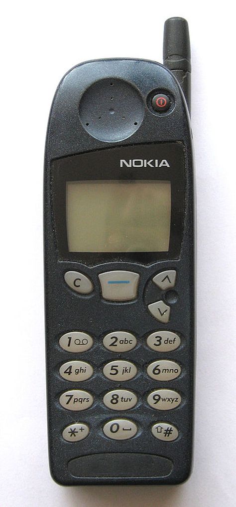 7 Cell Phones From The Early 2000s Everyone Loved, Because You Never Forget Your First Nokia Hp Jadul, First Cell Phone, Mustache Wallpaper, Old Nokia, 80s Childhood, 90s Memories, 90s Childhood, Vintage Memory, 90s Nostalgia