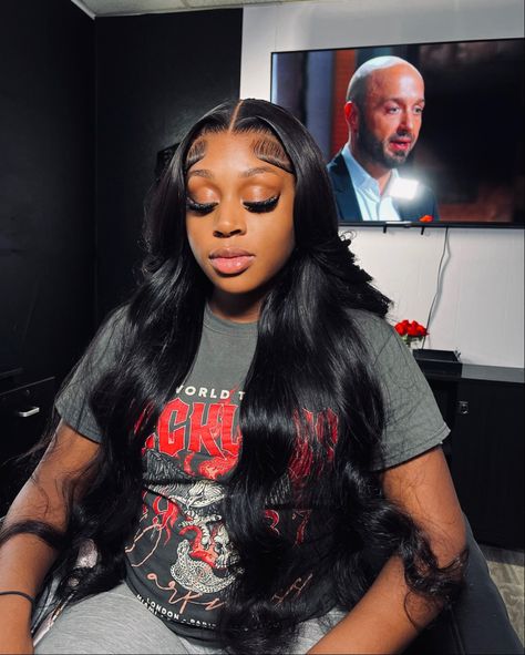 Lace Front With Curls, Hairstyle Suggestions, Weave Hairstyles Braided, Frontal Wig Hairstyles, Birthday Hairstyles, Hair Techniques, Frontal Hairstyles, Dope Hairstyles, Hair Laid