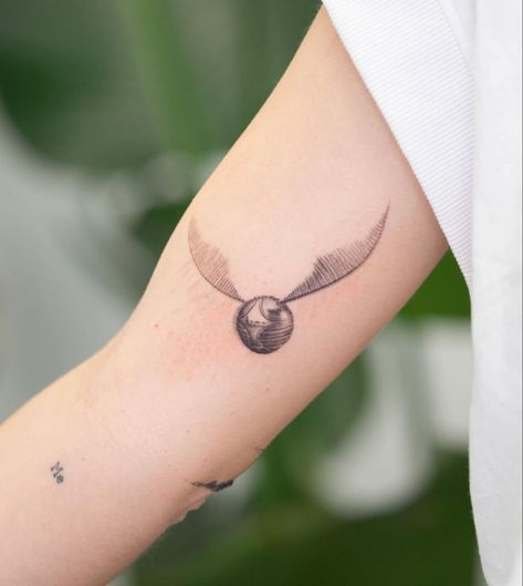 Golden Snitch Tattoo, Snitch Tattoo, Harry Tattoos, Hp Tattoo, Bookish Tattoos, Harry Potter Tattoos, Harry Potter Tattoo, Moth Tattoo, Nail Tattoo