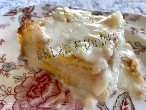 Estelle's: BREAD PUDDING AT IT'S FINEST New England Living, Cheesy Chicken Spaghetti, Custard Sauce, Brunch Casserole, Southern Dishes, Rum Cake, Recipes Breakfast, Candy Desserts, Dessert Bread