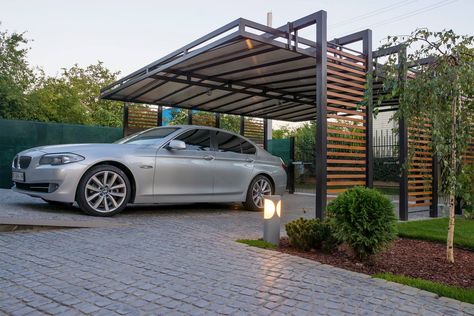 Carport Shade, Functional Garage, Car Porch Design, Modern Pergola Designs, Building A Carport, Modern Carport, Diy Carport, Carport Ideas, Car Porch