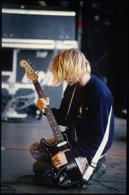 Kurt Cobain Kurt Cobain Photos, Donald Cobain, Frances Bean Cobain, Nirvana Kurt Cobain, Nirvana Kurt, Grunge Band, Smells Like Teen Spirit, We Will Rock You, Dave Grohl