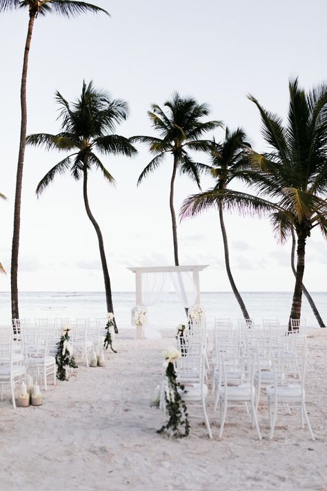 Beach Wedding Ceremony, Beach Wedding Decorations Reception, Wedding Setup, Punta Cana Wedding, Beach Wedding Inspiration, Wedding Beach Ceremony, Beach Ceremony, Beach Wedding Decorations, Beach Please