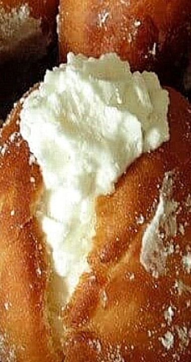 Donut With Filling, Whipped Cream Filled Donut, Donuts With Cream Filling, Angel Cream Filling, Vanilla Cream Donut Filling Recipe, Donuts Filling Recipe, Cream Filled Doughnuts Donut Recipes, Baked Cream Filled Donut Recipes, Cream Filled Doughnut Recipe