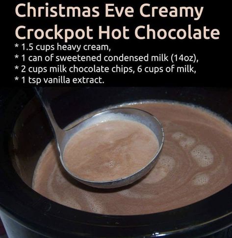 Creamy Crockpot Hot Chocolate, Crockpot Hot Chocolate, Christmas Hot Chocolate, Homemade Hot Chocolate, Chocolate Caliente, Hot Chocolate Bars, Christmas Brunch, Hot Chocolate Recipes, Christmas Breakfast