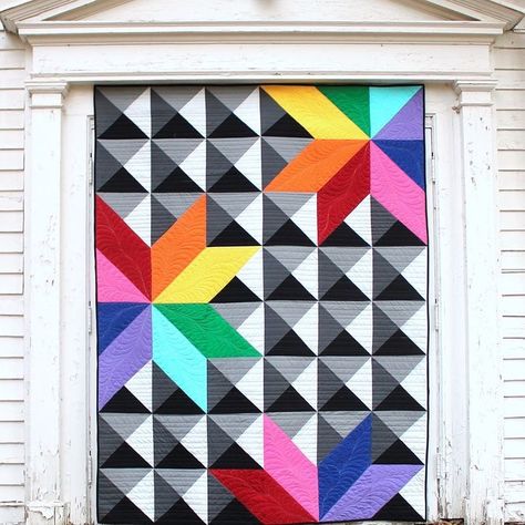 Allpeoplequilt on Instagram: “Hi! It’s me @charismahorton again! I wanted to share a few of my designs. I actually have a variety of designs. I love hand embroidery with…” Live Boldly Quilt, Solids Quilt, Quilt Settings, Live Boldly, Half Square Triangle Quilts, Rainbow Quilt, Barn Quilt Patterns, Half Square Triangle, Triangle Quilt