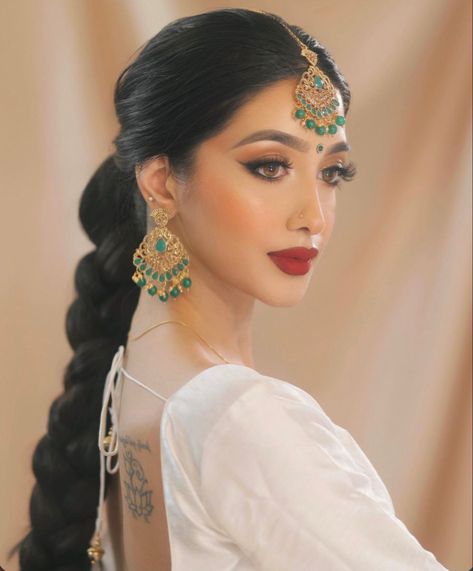 Bridal Makeup Red Lips, Ethnic Makeup, Indian Makeup Looks, Bollywood Makeup, Indian Wedding Makeup, Indian Bride Makeup, Perfect Red Lips, Red Lip Color, Bengali Bridal Makeup