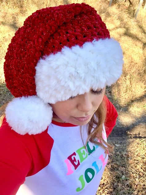 Santa Claus Hat Crochet Pattern - FREE Crochet Pattern - OkieGirlBling'n'Things Crochet Santa Hat Free Pattern, Crochet Santa Hat Pattern, Santa Hat Pattern, Crochet Santa Hat, Crochet Christmas Hats, Kids Crochet Pattern, Crochet Unique, Hat Patterns Free, Crochet Santa