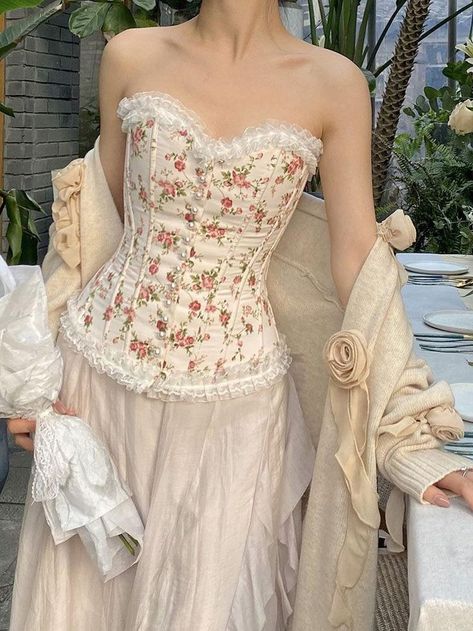 Best Corset Outfit Try Now And Follow My Instagram Page #Corsetoutfitcasual#corsettioutfit#corsetfits#corsettopoutfitaesthetic#corsetwithdressoutfits#corsetoutfitcasual#vintagecorset#cutecorsettops#waistcorsetoutfit#corsettopoutfitaesthetic Fem Fashion, Best Corset, Corset Outfits, Fish Bones, Corset Outfit, Corset Fashion, Boned Corsets, Floral Corset, Corset Bustier