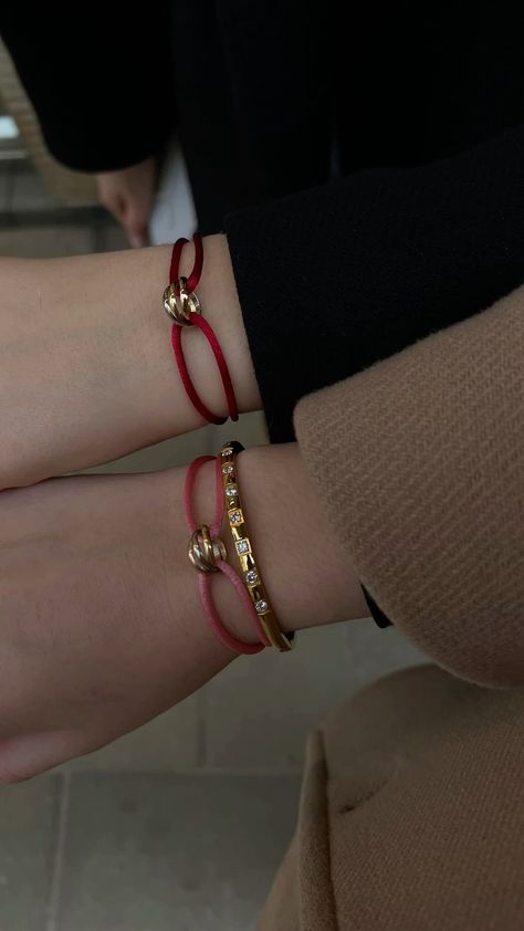 #cartier #cartierjewelry #cartierbracelet #trinity #aesthetic Trinity Aesthetic, Cartier Trinity Bracelet, Trinity Bracelet, Cartier Men, Red Bracelet, Cartier Bracelet, Cartier Jewelry, Yellow Tulips, Red Bracelets