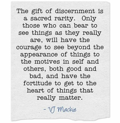 Discernment Quotes, Gift Of Discernment, Prayer For Discernment, Spiritual Discernment, Spirit Of Truth, Clear Negative Energy, Good And Bad, Blessed Life, Bible Knowledge