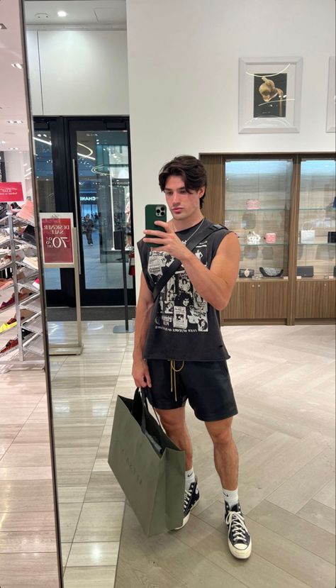 Best Shorts For Men, Aesthetic Male Outfits, Men Aesthetic Outfits, Best Shorts, Masc Fashion, Summer Outfits Men Streetwear, Mens Shorts Outfits, Trendy Boy Outfits, Gym Outfit Men