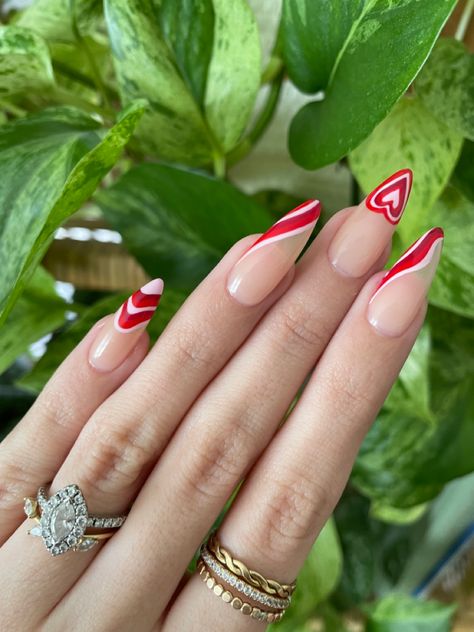 Valentines Nails Designs, Cute Valentines Nails, Groovy Aesthetic, Valentine Nail Art, February Nails, Moon Nails, Heart Nail Art, Valentine's Week, Nail Designs Valentines