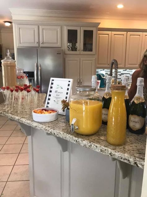 Mimosa bar, mom-osa bar, baby shower, drinks Momosa Baby Shower Bar, Baby Shower Bar, Mom-osa Bar, Shower Bar, Baby Shower Drinks, Mimosa Bar, Mimosa, Baby Showers