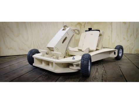 Wooden Go Kart, Go Kart Kits, Cnc Ideas, Wooden Playset, Riding Toys, Wooden Car, Cnc Projects, Mini Car, Pedal Cars