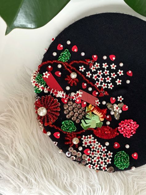 Beaded beret. Hot to transform a regular beret to a unique headpiece. #beaded #beadedberet #beadedhat #headpiece #handmadejewellery #wearableart #fashionaccessories #fashion #accessoriesaesthetic #frenchstyleclothing #frenchchic #frenchberet #vibes #retro #vintage #inspiration #inspire #handcrafted #crafts #couture #highfasion Beret Embroidery, Crafting Accessories, Pixie Gift, French Style Clothing, French Hat, Wearable Art Clothing, Crystal Embroidery, Beaded Hat, Hat Beret