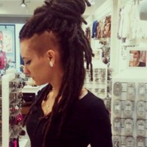 Dread hawk updo Dreads With Undercut, Dreadlock Ideas, Natural Dreads, Dreads Girl, Beautiful Dreadlocks, Dreads Styles, Tangled Hair, Dread Beads, Synthetic Dreads