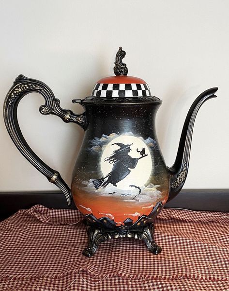 Painted Tea Pots Ideas, Painted Silver Teapots, Halloween Teapot, Kelli Garner, Folk Art Halloween, Teapot Crafts, Silver Painting, Crafts For Sale, Scary Halloween Decorations Outdoor