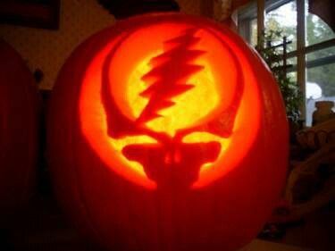 Happy Halloween. Pumpkin Steal Your Face... HAHAHAHAHA LOL NK76 Hippie Pumpkin, Halloween Pumpkin Carving Stencils, Amazing Pumpkin Carving, Hippie Halloween, Pumpkin Carving Patterns, The Jam Band, Pumpkin Carvings Stencils, Pumpkin Carving Templates, Halloween Pumpkins Carvings