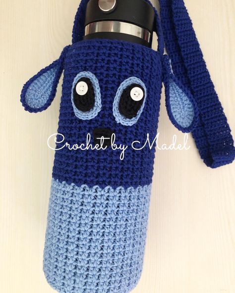 Stitch Lilo And Stitch, Crochet Totoro, Crochet Circle Pattern, Crochet Jar Covers, Crochet Water Bottle Holder, Crochet Mug Cozy, Crochet Ornament Patterns, Handbags Patterns, Crochet Hack